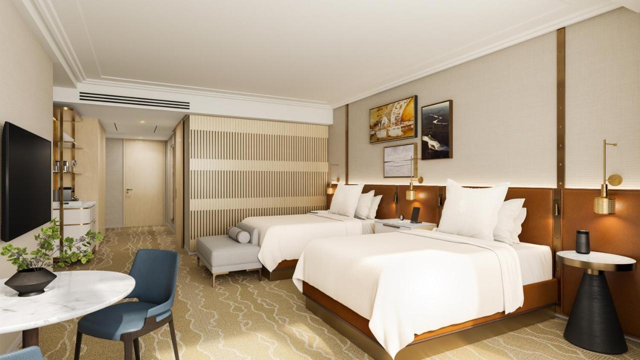 Four Seasons Hotel